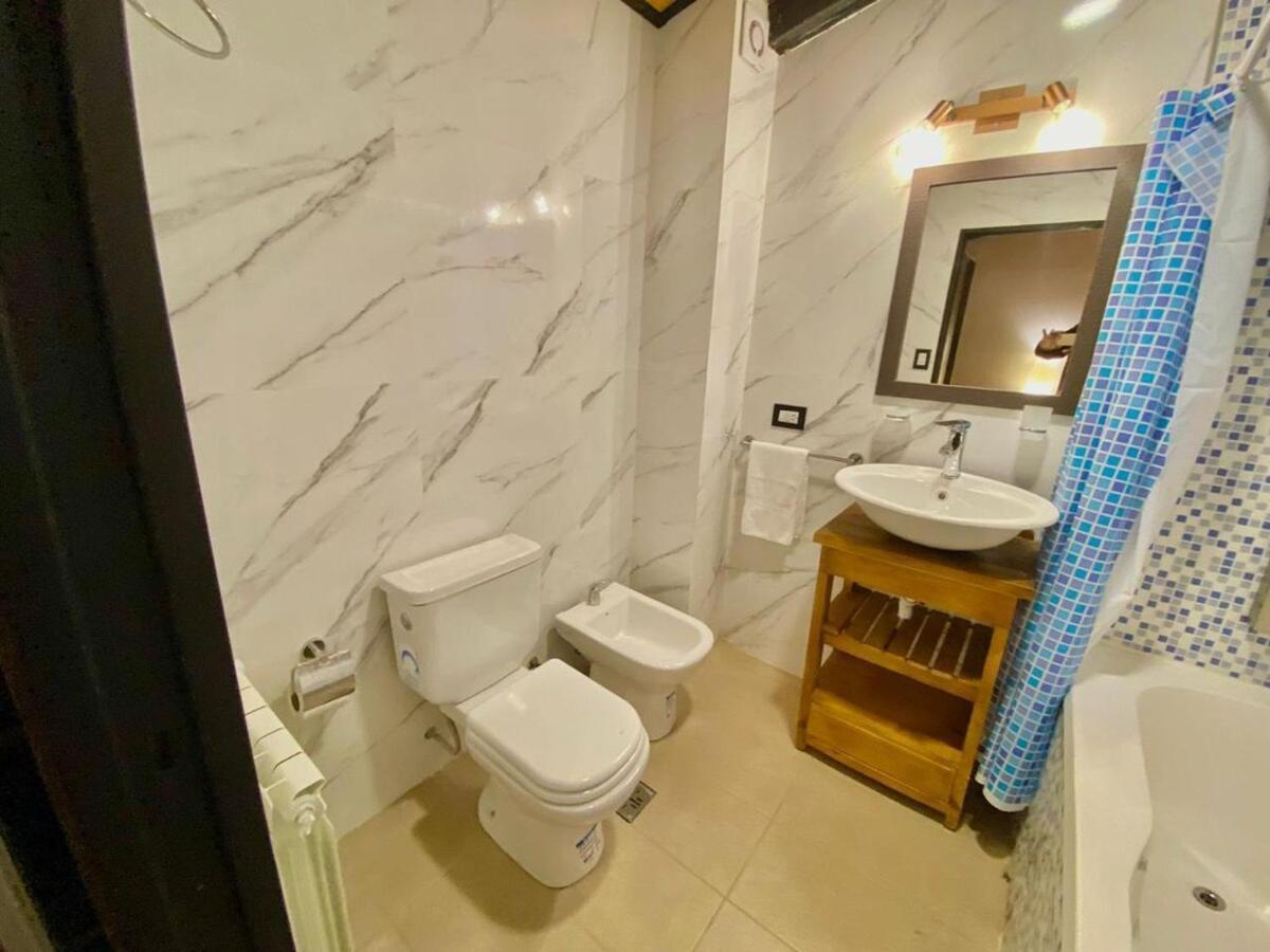 Spacious And Bright For 9 People In Cerro Catedral Сasa de vacaciones San Carlos de Bariloche
